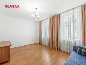 Pronájem bytu 3+1, Praha - Holešovice, Umělecká, 93 m2