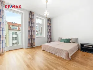 Pronájem bytu 3+1, Praha - Holešovice, Umělecká, 93 m2