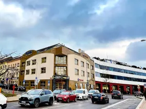 Pronájem kanceláře, Praha - Michle, Michelská, 65 m2