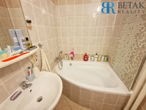 Prodej bytu 3+1, Přerov, Jasínkova, 74 m2