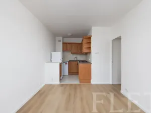 Pronájem bytu 2+kk, Praha - Hostivař, Golfová, 40 m2