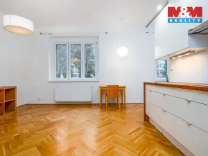 Prodej bytu 2+kk, Praha - Bubeneč, M. J. Lermontova, 43 m2