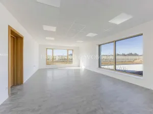 Pronájem kanceláře, Velká Bíteš, 937 m2