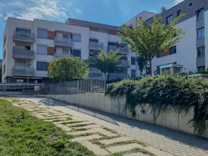 Prodej bytu 2+kk, Praha - Hloubětín, Krylovecká, 55 m2