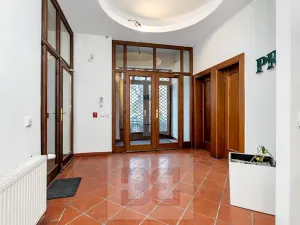 Prodej činžovního domu, Praha - Břevnov, Bělohorská, 515 m2