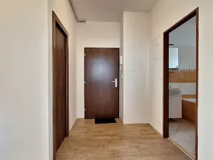 Pronájem bytu 2+kk, Praha - Strašnice, Černokostelecká, 47 m2