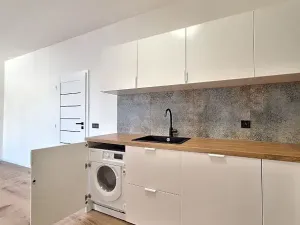 Pronájem bytu 2+kk, Praha - Vršovice, Rybalkova, 47 m2