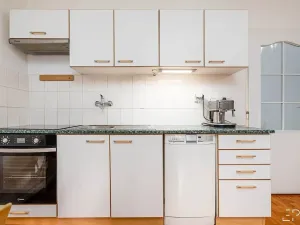 Prodej bytu 3+kk, Praha - Dejvice, Božkova, 69 m2