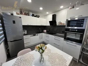 Prodej bytu 4+kk, Ostrava, Nádražní, 82 m2