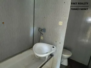 Pronájem bytu 1+kk, Děčín, Želenická, 25 m2