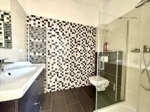 Pronájem rodinného domu, Jesenice - Zdiměřice, Skřivanová, 345 m2