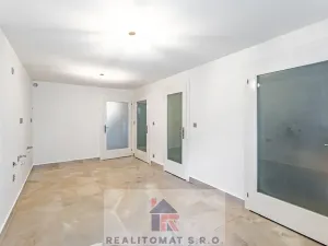 Prodej vily, Praha - Komořany, Pod lesem, 770 m2