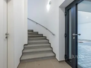 Pronájem bytu 2+kk, Staré Město, Hradišťská, 57 m2