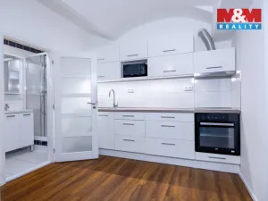 Prodej bytu 1+1, Jablonec nad Nisou, V Luzích, 45 m2