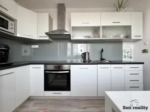 Prodej bytu 2+1, Pardubice, Luďka Matury, 62 m2