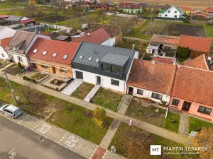 Prodej rodinného domu, Starovice, 221 m2