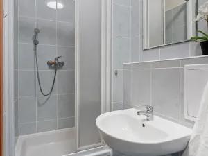 Pronájem bytu 1+kk, Praha - Motol, Kudrnova, 36 m2