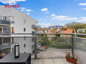 Pronájem bytu 1+kk, Praha - Motol, Kudrnova, 36 m2