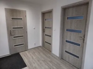 Pronájem obchodního prostoru, Neratovice, Kojetická, 11 m2