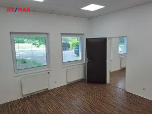 Pronájem kanceláře, Praha - Řepy, Třanovského, 143 m2