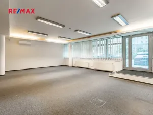 Pronájem kanceláře, Praha - Smíchov, Kováků, 103 m2