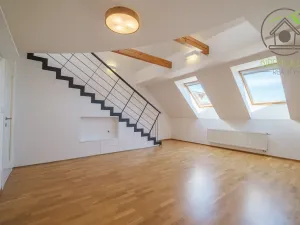 Prodej bytu 3+1, Praha - Suchdol, Brandejsovo náměstí, 116 m2