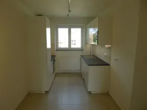 Pronájem bytu 2+1, Praha - Modřany, Klostermannova, 50 m2