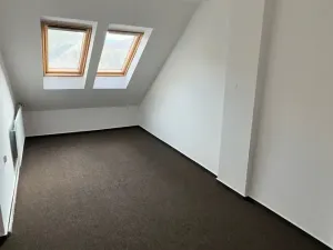 Pronájem bytu 4+kk, Pardubice, Pichlova, 95 m2