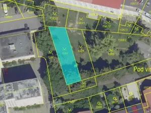 Dražba pozemku, Praha, 393 m2