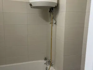 Pronájem bytu 1+kk, Praha - Nusle, Kloboučnická, 28 m2