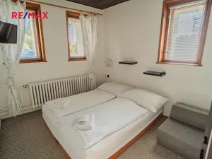 Prodej ubytování, Světlá pod Ještědem, 523 m2