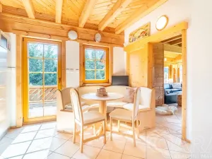 Prodej rodinného domu, Loučná pod Klínovcem, 195 m2