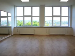 Pronájem kanceláře, Zlín, nám. T. G. Masaryka, 45 m2