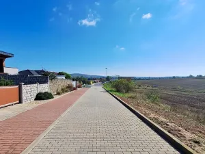 Prodej pozemku pro bydlení, Hrušovany u Brna, Pod Střediskem, 759 m2