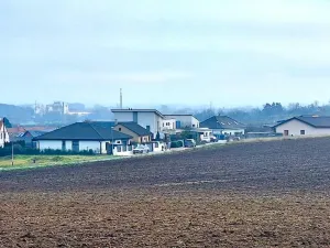 Prodej pozemku pro bydlení, Hrušovany u Brna, Pod Střediskem, 898 m2