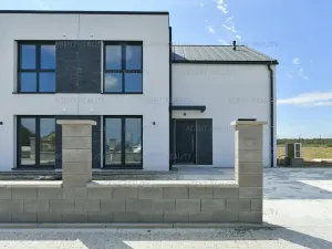 Prodej bytu 5+kk, Slaný, 156 m2