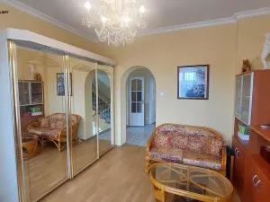 Prodej vily, Praha - Suchdol, 243 m2