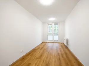 Prodej bytu 3+1, Praha - Černý Most, Vybíralova, 79 m2