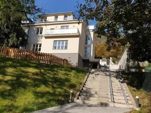 Pronájem bytu 4+kk, Praha - Smíchov, Plzeňská, 95 m2