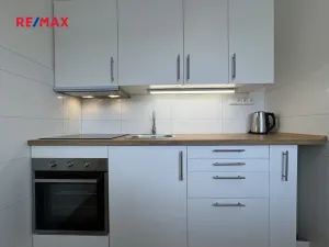 Pronájem bytu 1+1, Brno, Laštůvkova, 33 m2