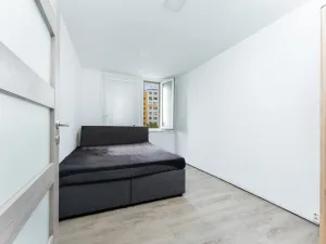 Pronájem bytu 2+kk, Praha - Ruzyně, Ciolkovského, 41 m2