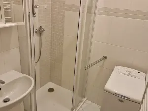 Pronájem bytu 2+kk, Praha - Nusle, Spolupráce, 46 m2