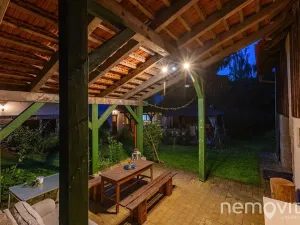 Prodej vícegeneračního domu, Lobeč, 340 m2