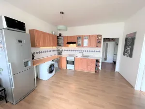 Pronájem bytu 2+1, Praha - Nusle, Lomnického, 81 m2