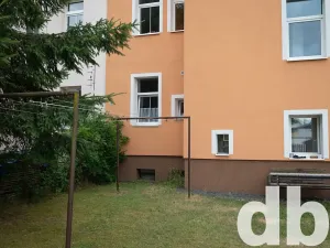 Pronájem bytu 2+kk, Karlovy Vary, Jabloňová, 45 m2