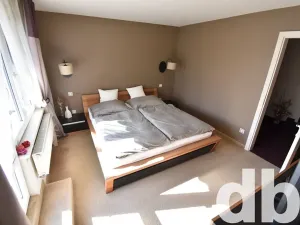 Pronájem bytu 3+kk, Karlovy Vary, Počernická, 140 m2