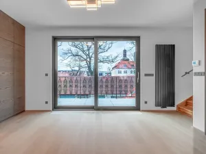 Pronájem rodinného domu, Dolní Břežany, U Zámku, 237 m2