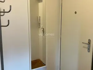 Pronájem bytu 2+kk, Praha - Vršovice, Vršovická, 50 m2