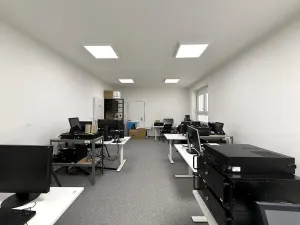 Pronájem kanceláře, Brno - Židenice, Kosmákova, 13 m2