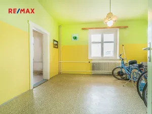 Prodej rodinného domu, Praha - Dolní Počernice, Listopadová, 302 m2